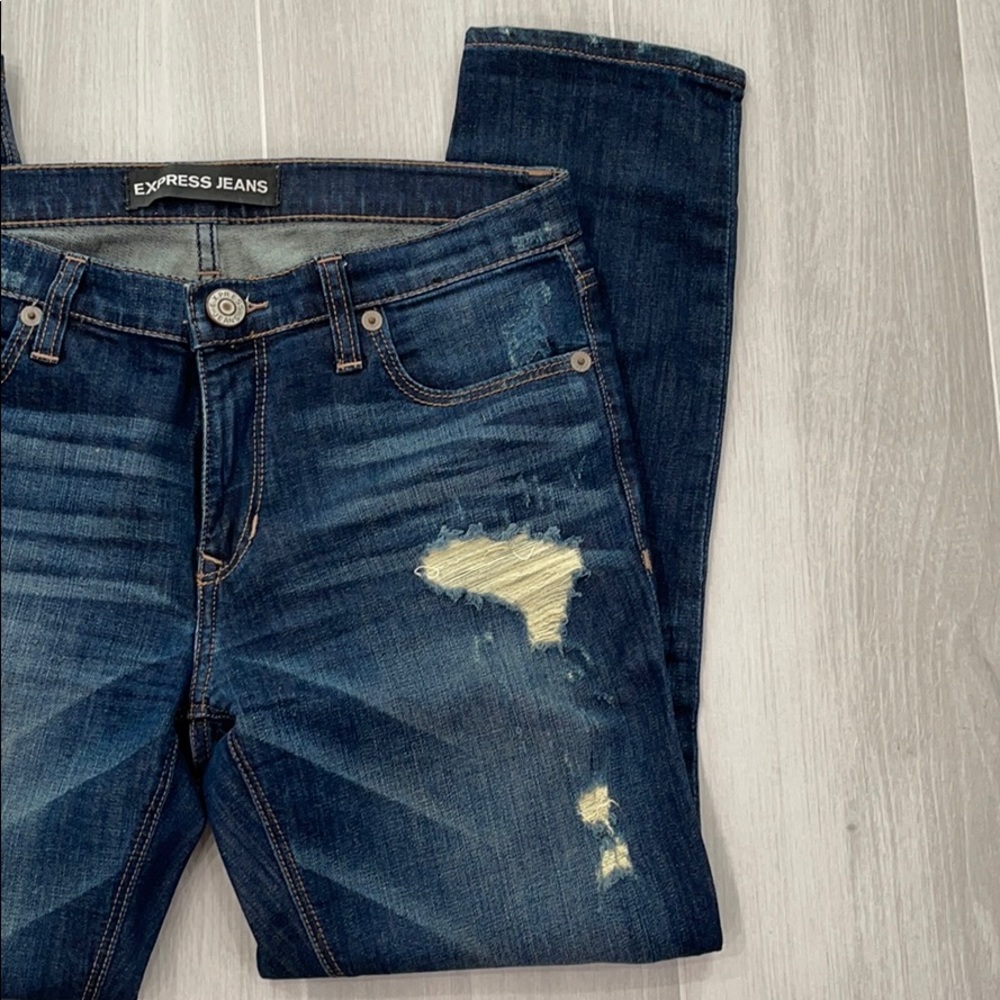 Express Cropped Girlfriend Jean - Picture 3 of 5